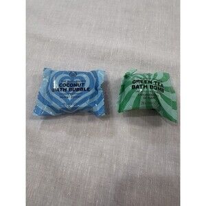 The Body Shop Coconut Bath Bubble /Green Tea Bath Bomb